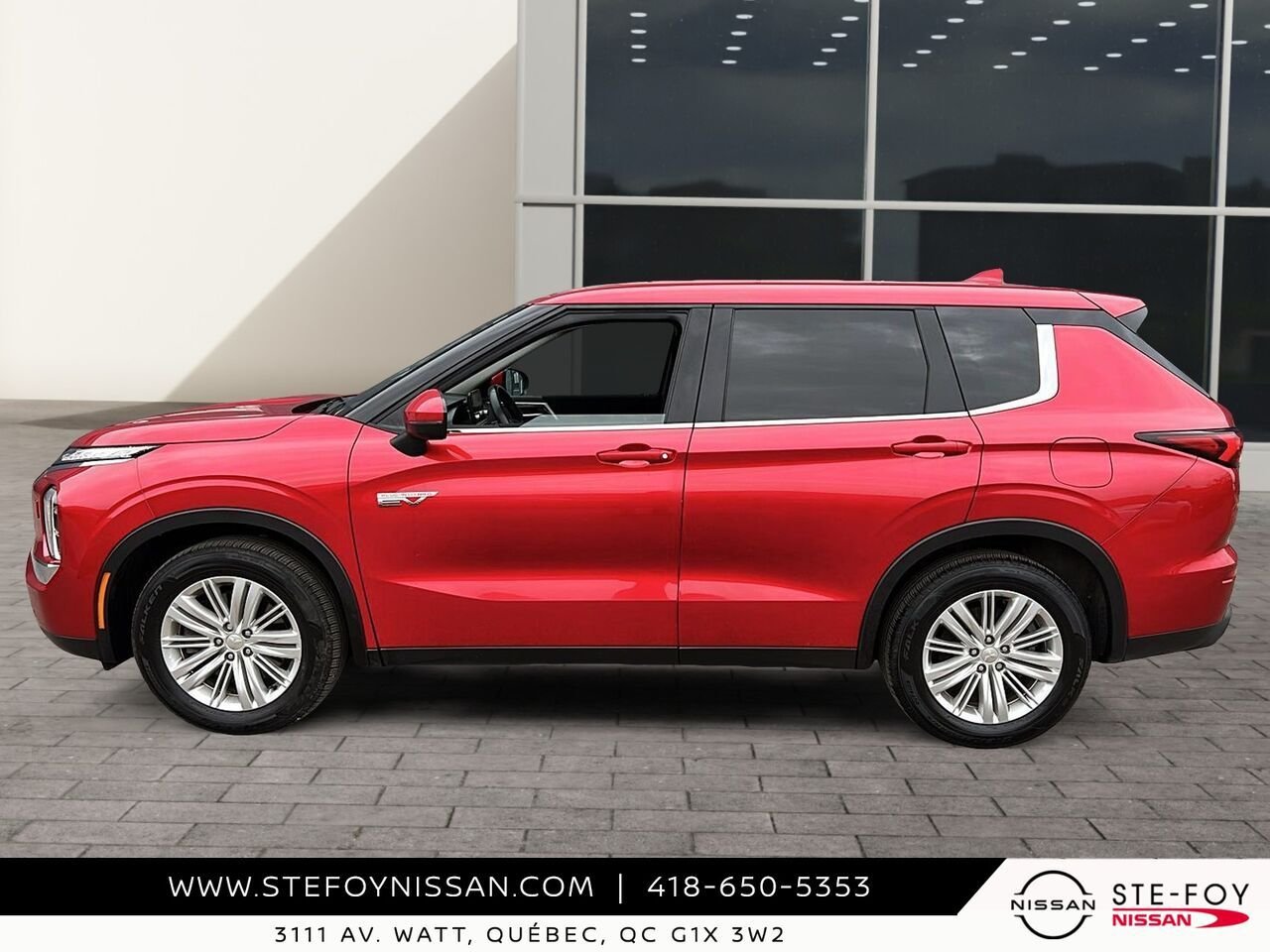 2024 Mitsubishi Outlander Plug-In Hybrid Red Ste-Foy - photo #4