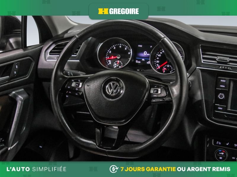 2020 Volkswagen Tiguan Black Blainville - photo #18