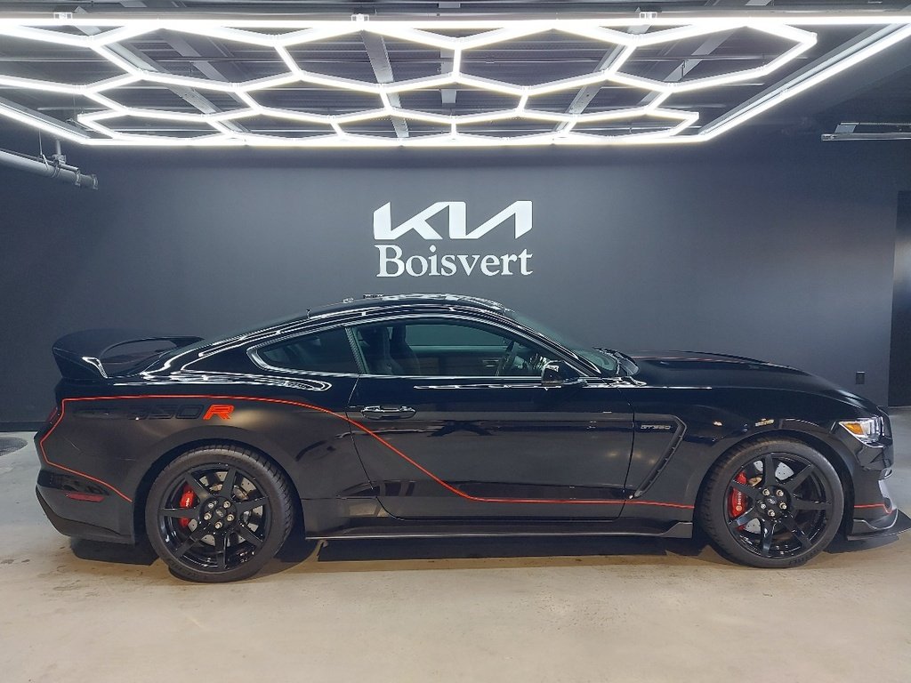 2018 Ford Mustang Shelby GT 350R Rare Black Blainville - photo #0