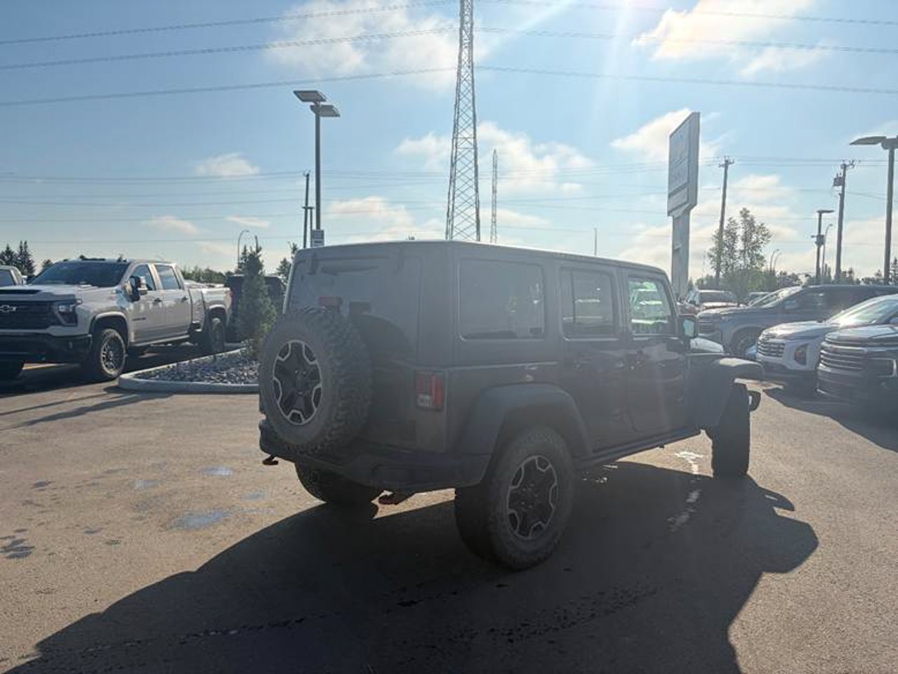 2017 Jeep Wrangler Unlimited 4WD 4dr Rubicon Grey Sherwood Park - photo #4