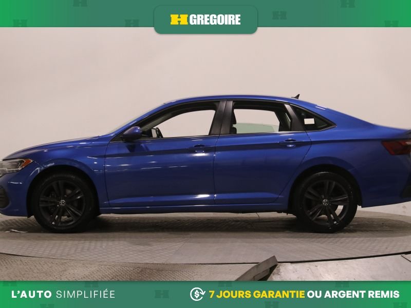 2022 Volkswagen Jetta Blue Blainville - photo #4