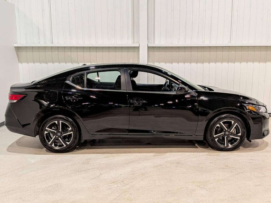 Nissan Sentra SV CVT 2024 Noir