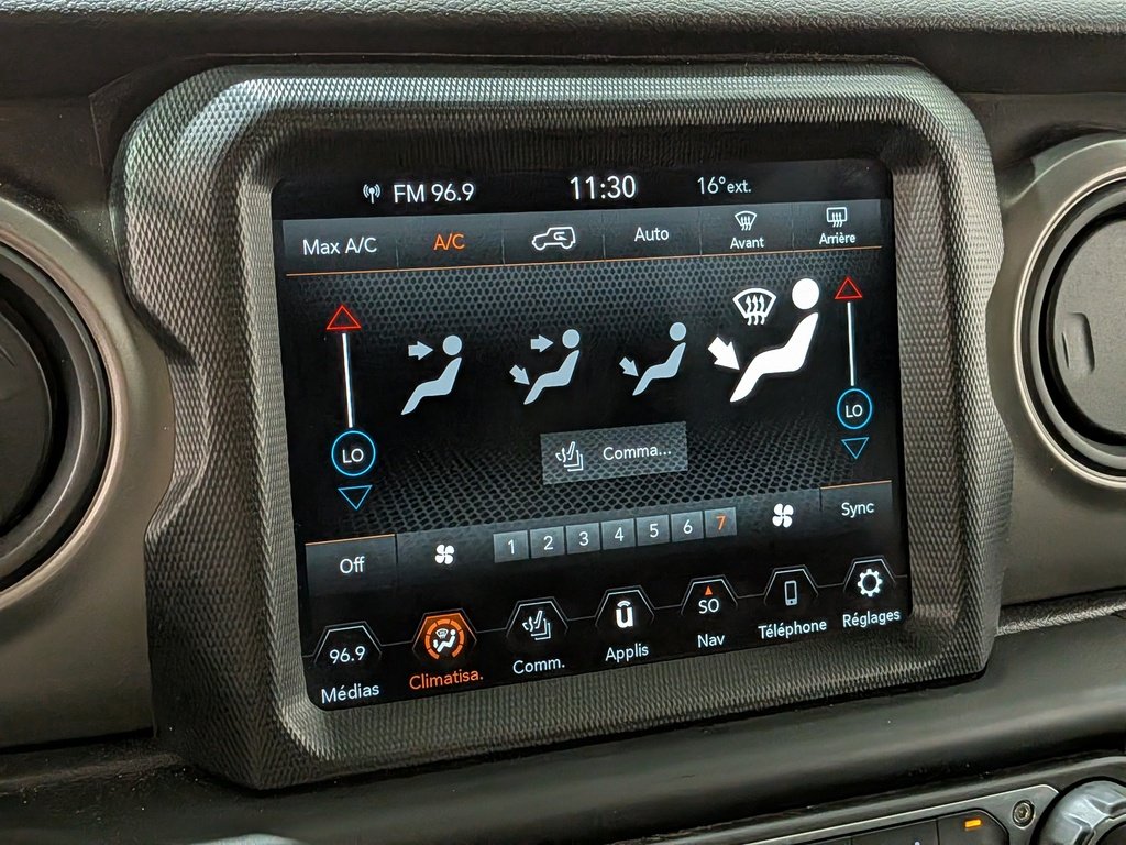 2022 Jeep Wrangler Unlimited Willys 4x4 Green Val-David - photo #20