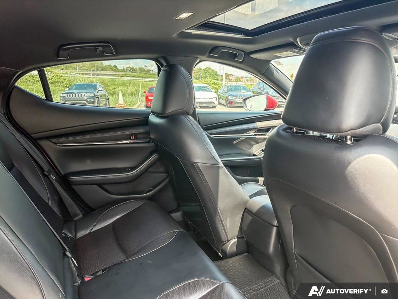 2019 Mazda Mazda3 Sport JM1BPBMMXK1121824 Red Mirabel - photo #24