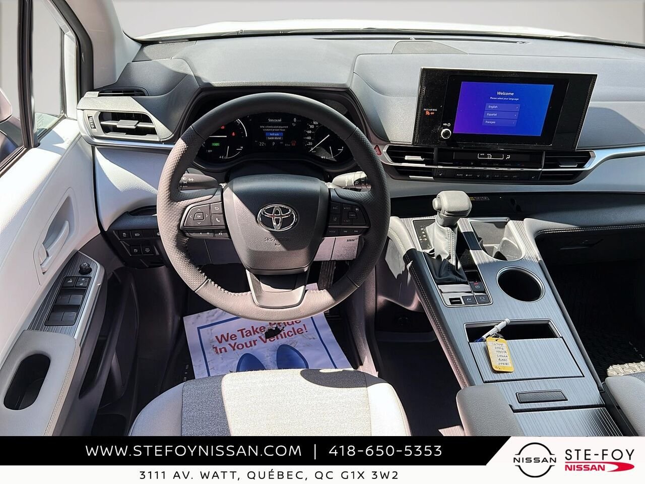 Toyota Sienna LE 8 PASSAGERS 2026 Blanc Ste-Foy - photo #13