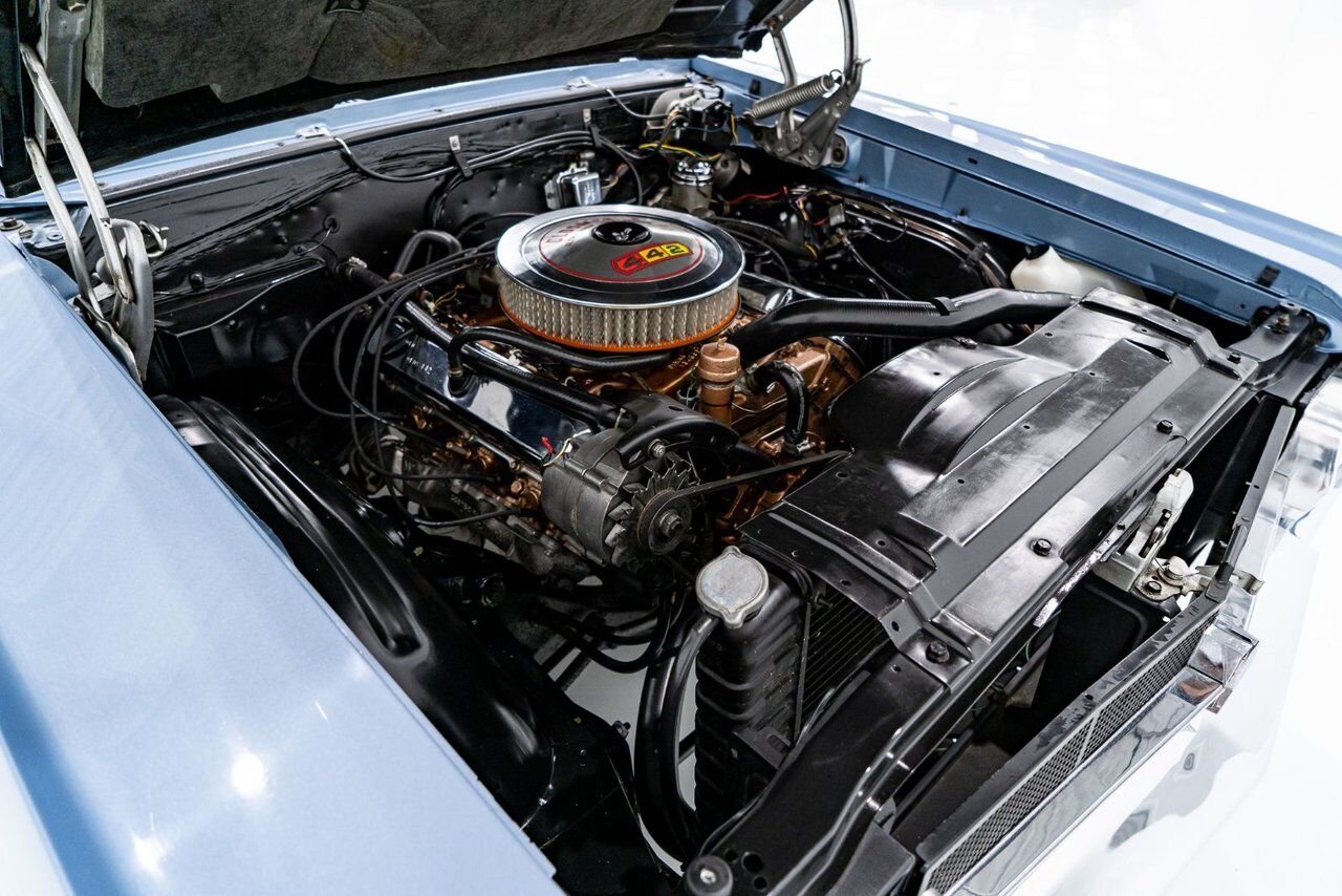 1966 Oldsmobile 442 PRIX EN USD | Matching# 400cu.in. 4-Speed Blue Montreal - photo #16