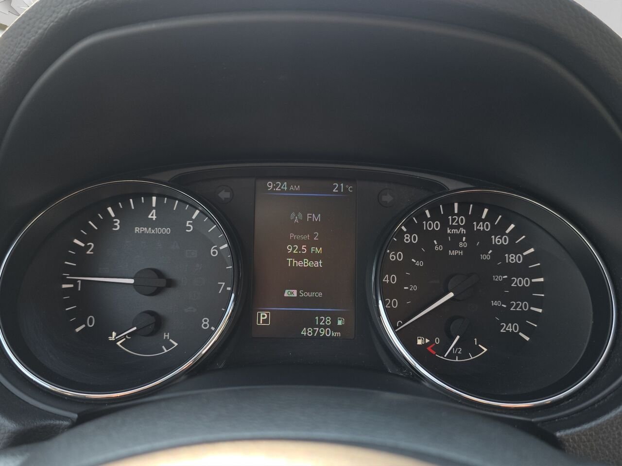 2023 Nissan Qashqai SV TI CVT, Sièges chauffants avant, Toit ouvrant, Volant chauffant Black Val-David - photo #10