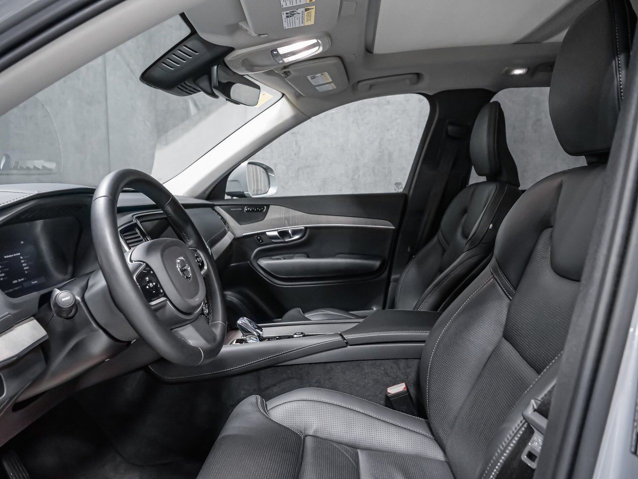 2025 Volvo XC90 Plug-In Hybrid T8 ULTRA BRIGHT Grey Montreal - photo #9