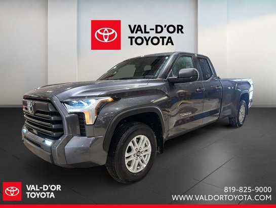 Toyota Tundra SR5 Double Cab 4x4 caisse longue 2026 2026 Gris magnétique métallisé