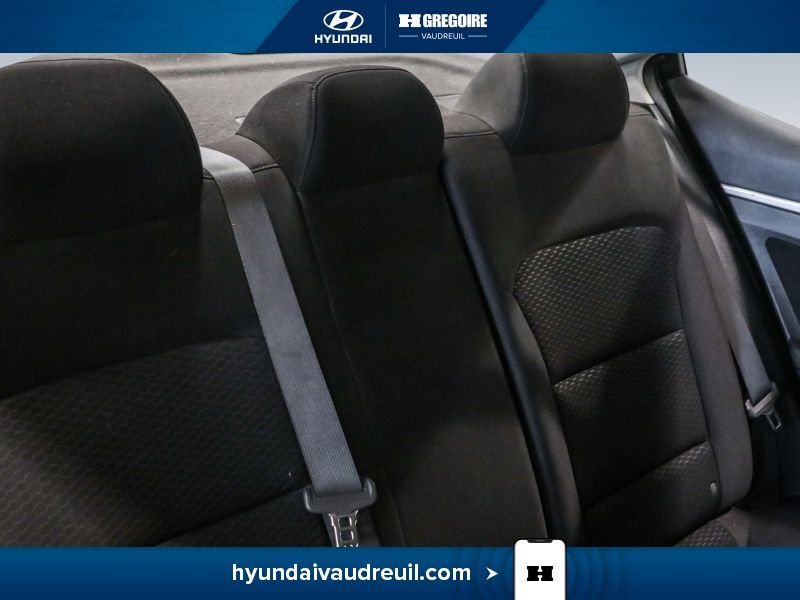 Hyundai Elantra 2019 Gris Blainville - photo #32