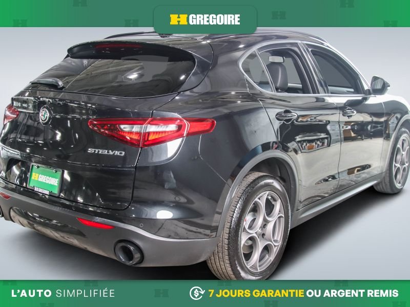 Alfa Romeo Stelvio 2022 Noir Laval - photo #7