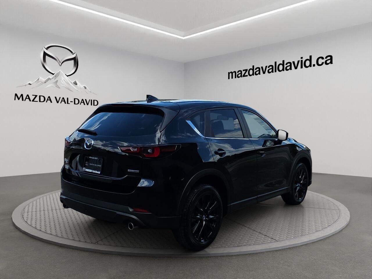 Mazda CX-5 Édition Kuro TI, sièges en cuir, Toit ouvrant, Volant chauffant 2023 Noir Val-David - photo #23