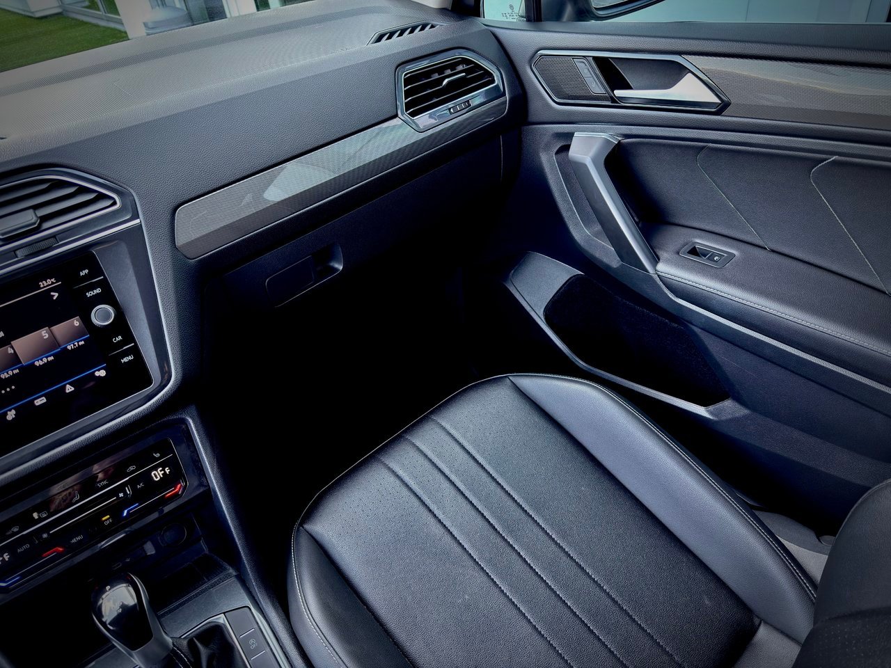2023 Volkswagen Tiguan Notre-Dame-des-Prairies - photo #16