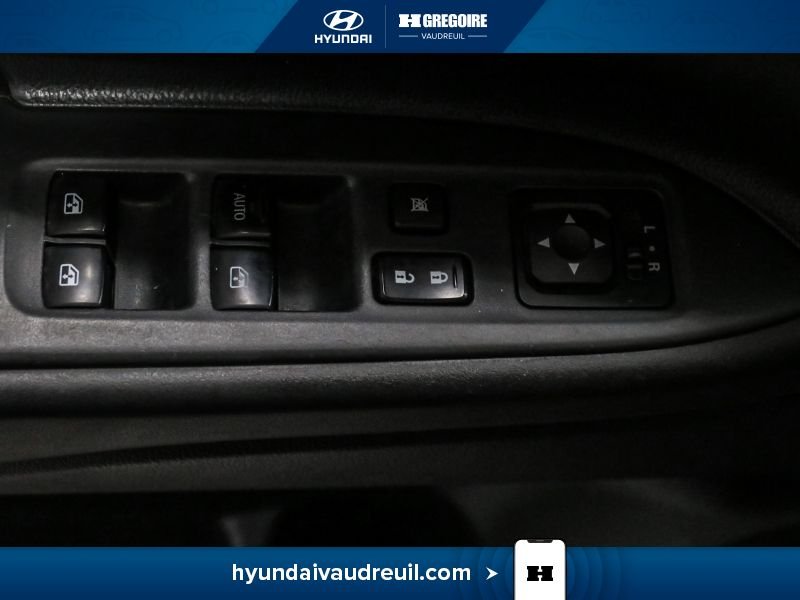 Mitsubishi Outlander YW141 | 2WD 4dr ES 2016 Brun Laval - photo #16