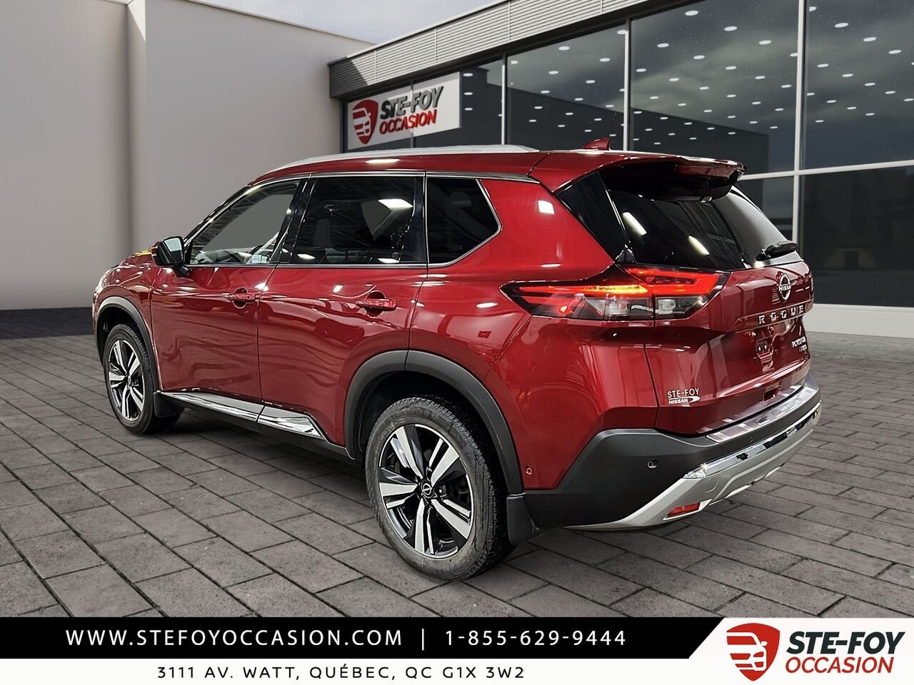 Nissan Rogue Platine 4WD Cuir 2023 Rouge Québec - photo #3