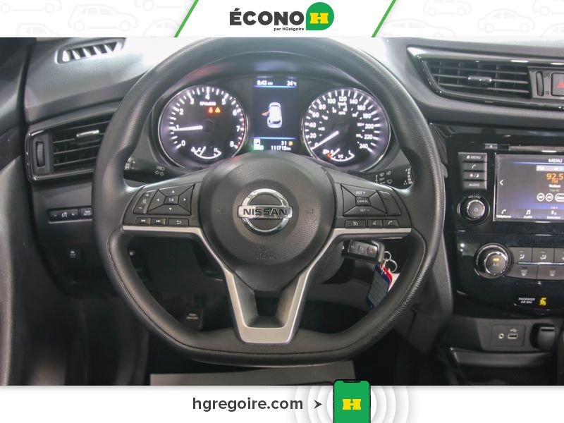 Nissan Rogue 2018 Blanc Laval - photo #18