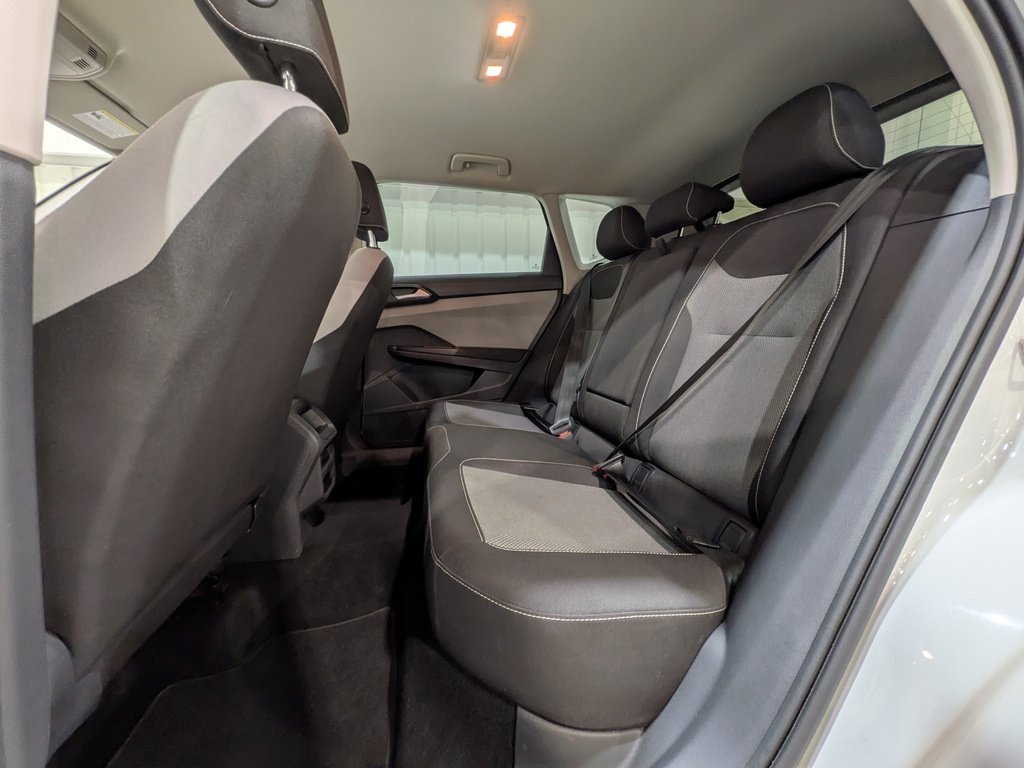 2023 Volkswagen Taos Trendline FWD White Val-David - photo #10