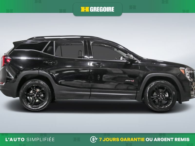 GMC Terrain 2022 Noir Saint-Eustache - photo #10