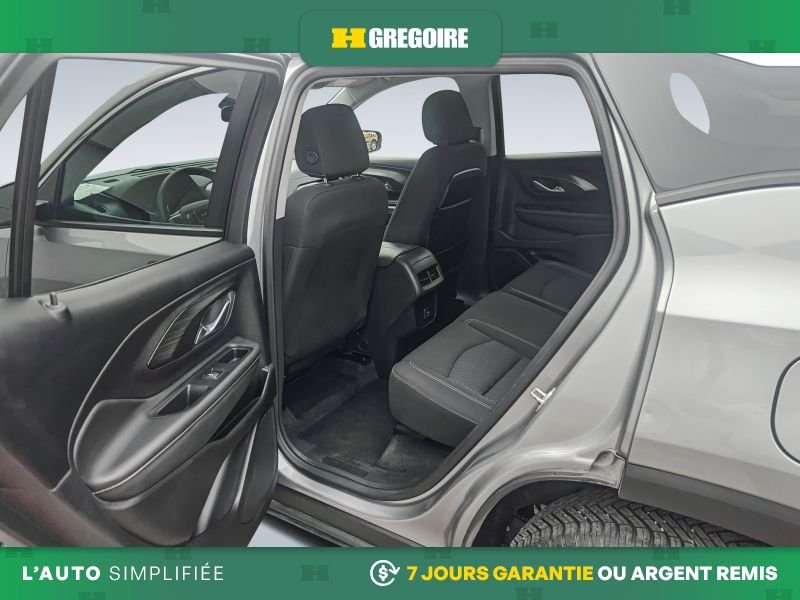 2024 GMC Terrain Grey Saint-Eustache - photo #21