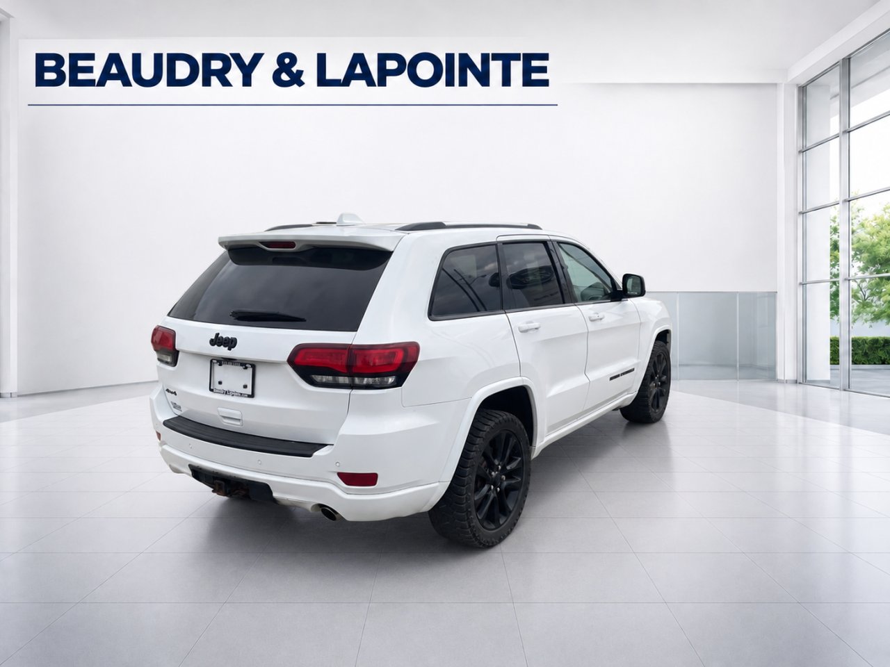 2020 Jeep Grand Cherokee White La Sarre - photo #4