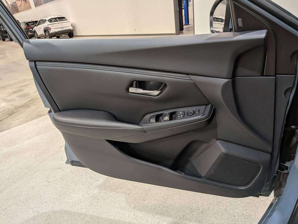 2024 Nissan Sentra SV CVT Grey Val-David - photo #31