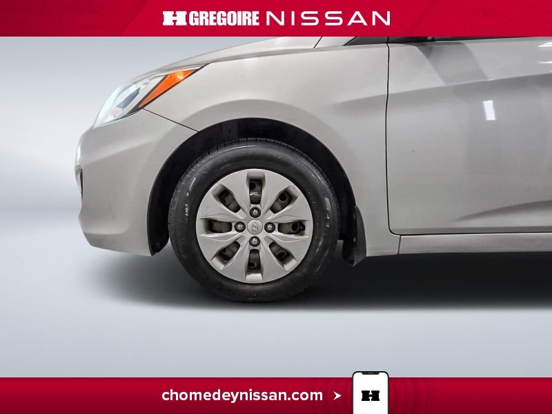2015 Hyundai Accent Silver Laval - photo #11