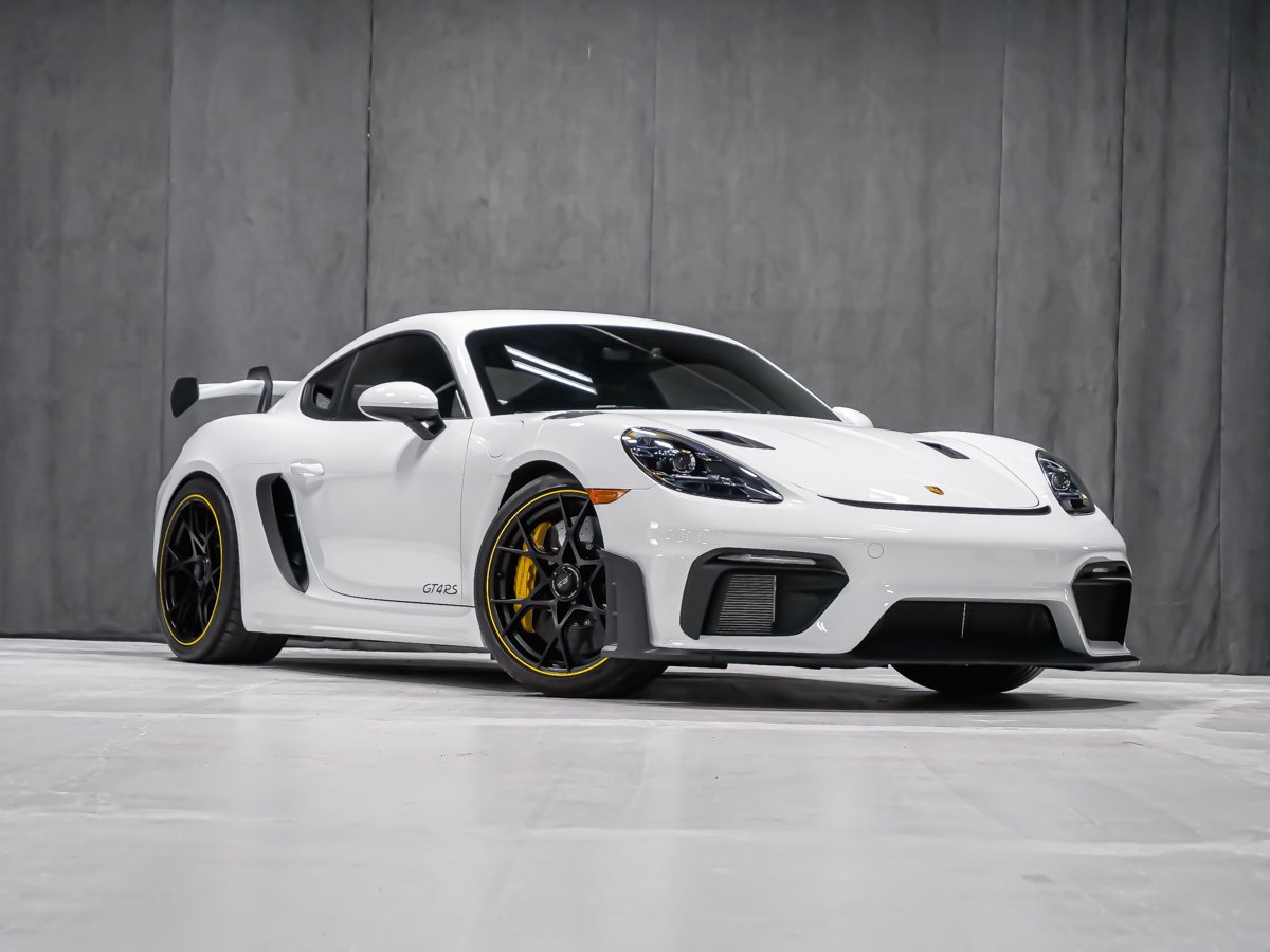 Porsche 718 Cayman GT4 RS 2025 Blanc Montréal - photo #3