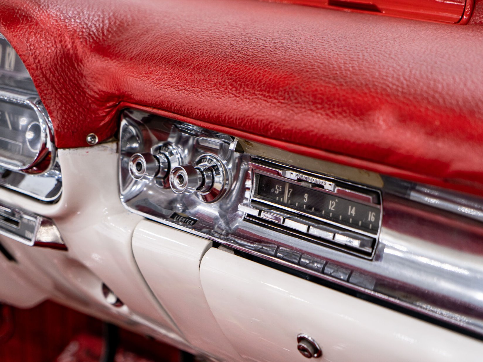 Cadillac Eldorado Biarittz One Of Just 1,800 Built **PRICE IN USD** 1957 Montréal - photo #10