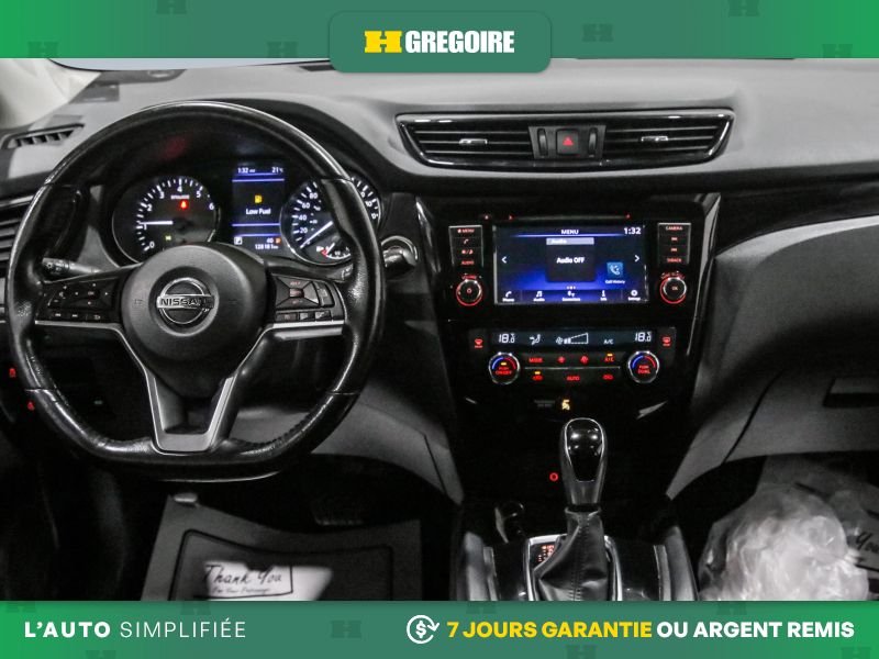 2019 Nissan Qashqai White Laval - photo #17