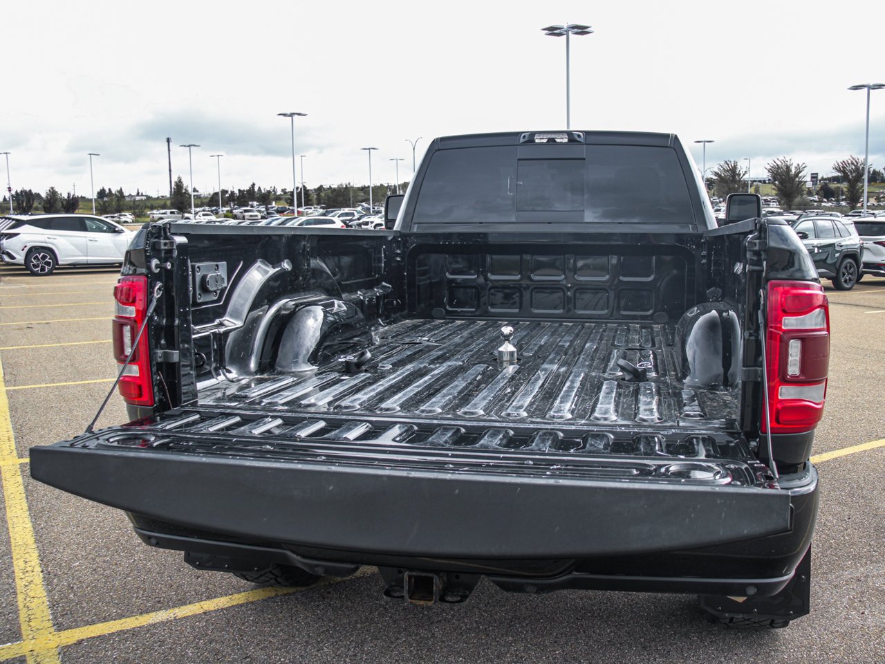2024 Ram 3500 Big Horn 4x4 Reg Cab 8' Box Black Sherwood Park - photo #7