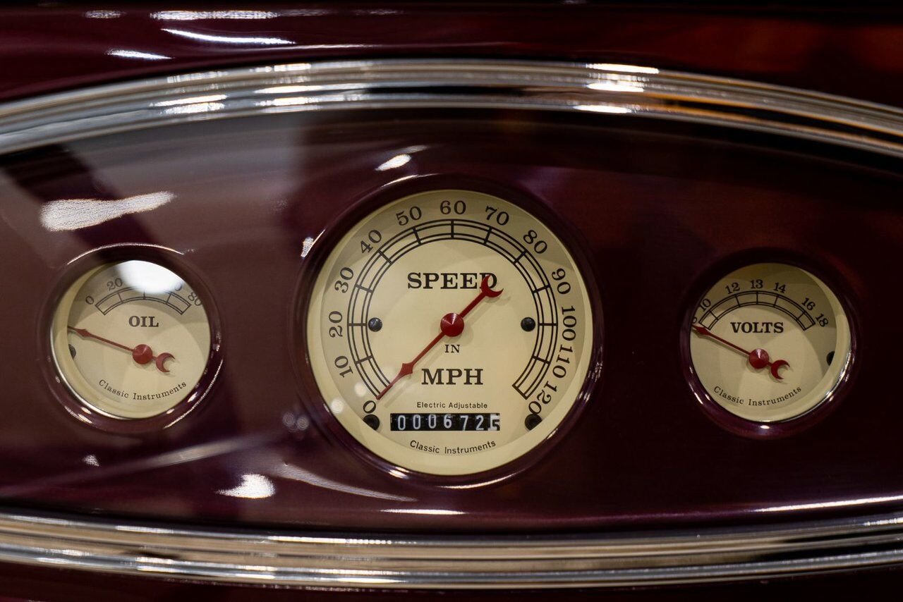 1932 Ford Highboy Lobeck creation spectacular presentation **PRICE IN USD** Red Montreal - photo #12