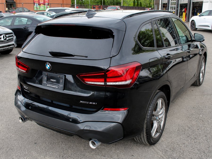 2021 BMW X1 2021 Black