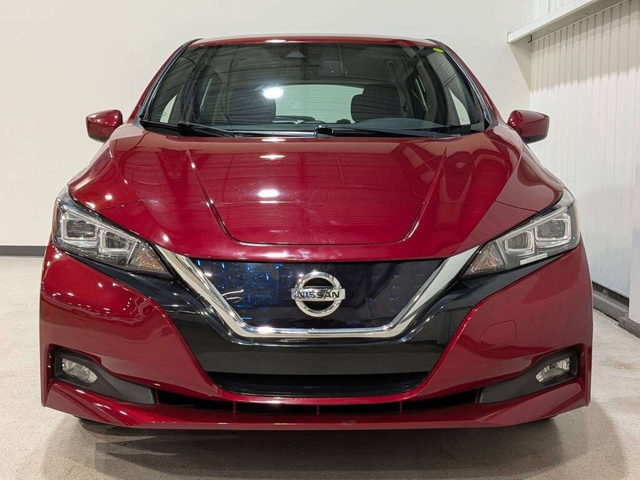 2019 Nissan LEAF Red