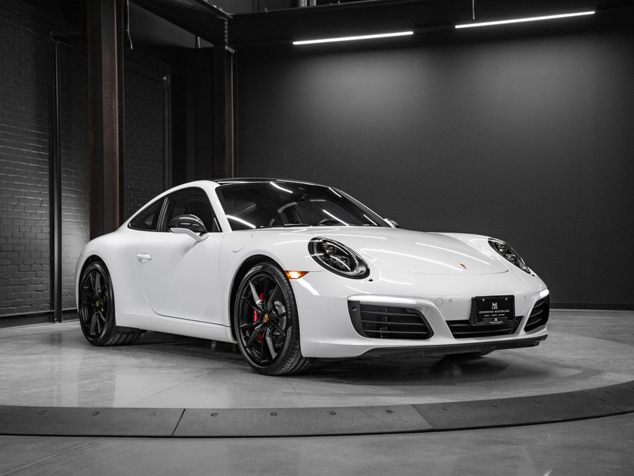 2018 Porsche 911 2018 White