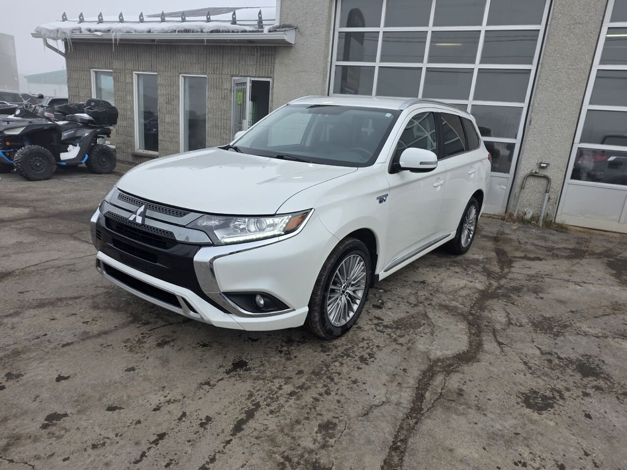 Mitsubishi Outlander PHEV 2020 Blanc Longueuil, - photo #0