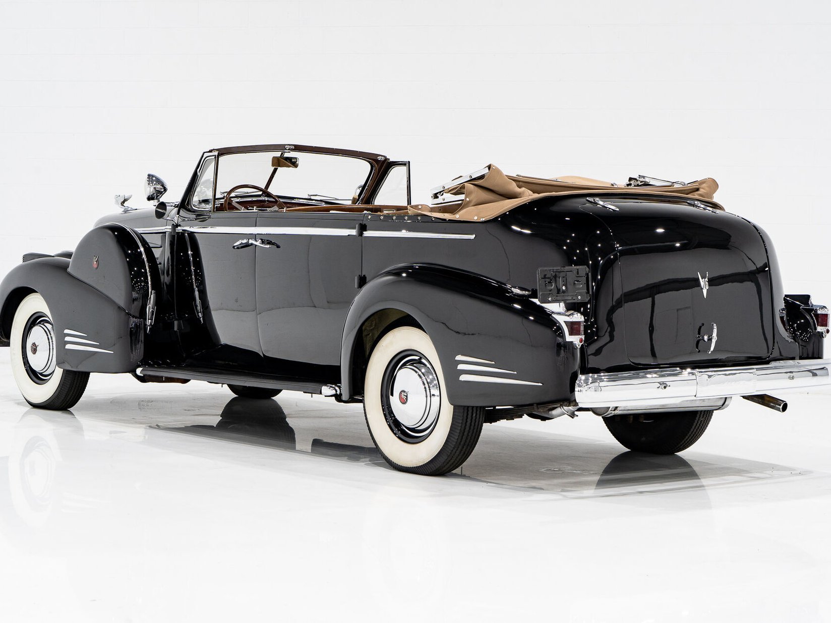 1938 Cadillac Series 90 **PRICE IN USD**1 of 13 V16 Black Montreal - photo #41