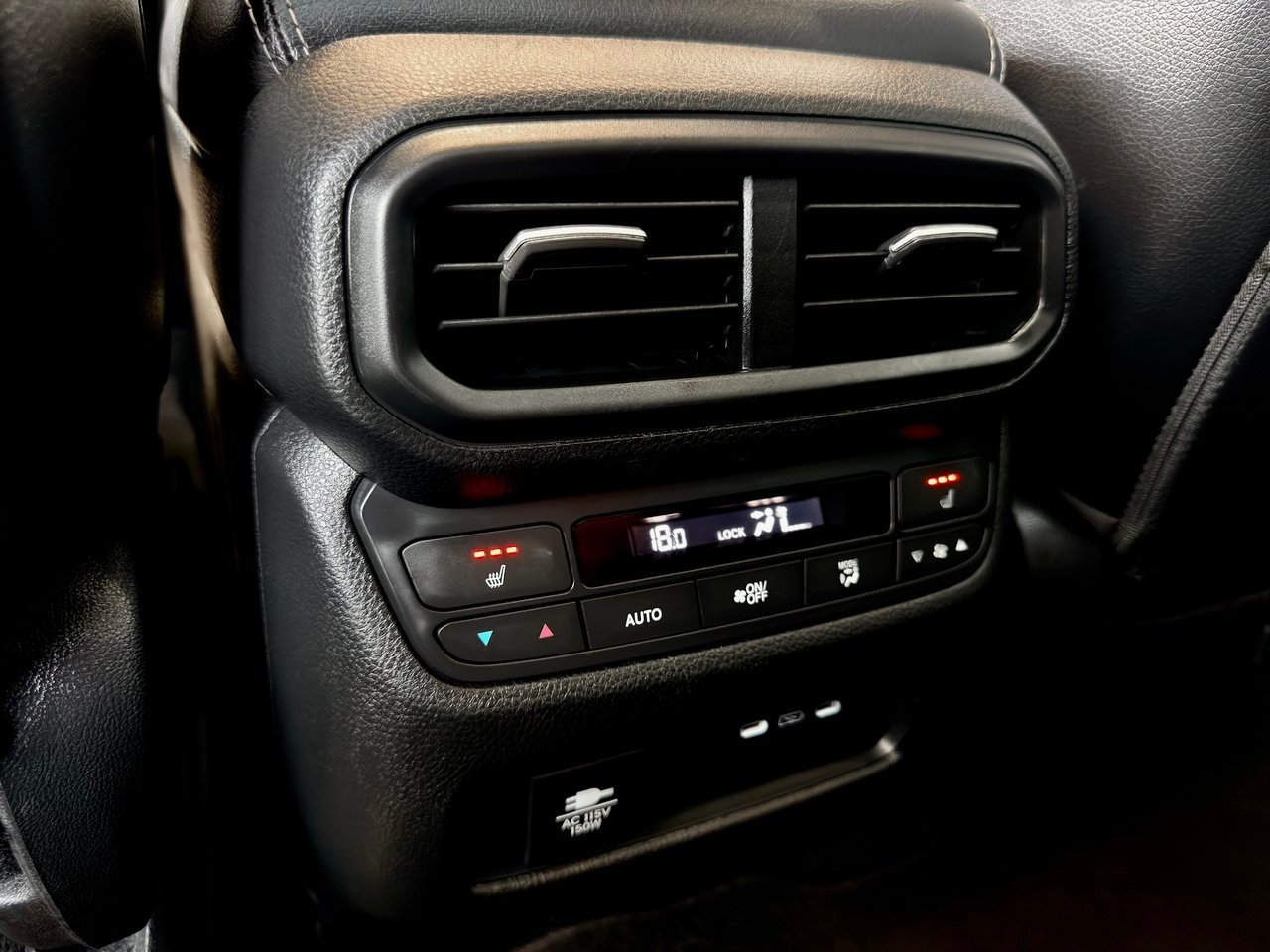 2025 Honda Pilot gray Notre-Dame-des-Prairies - photo #31