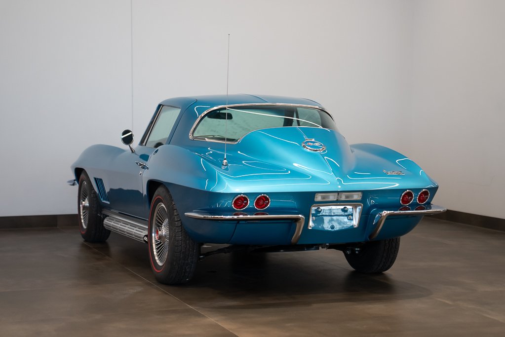 Chevrolet Corvette 1967 Bleu Montréal - photo #5