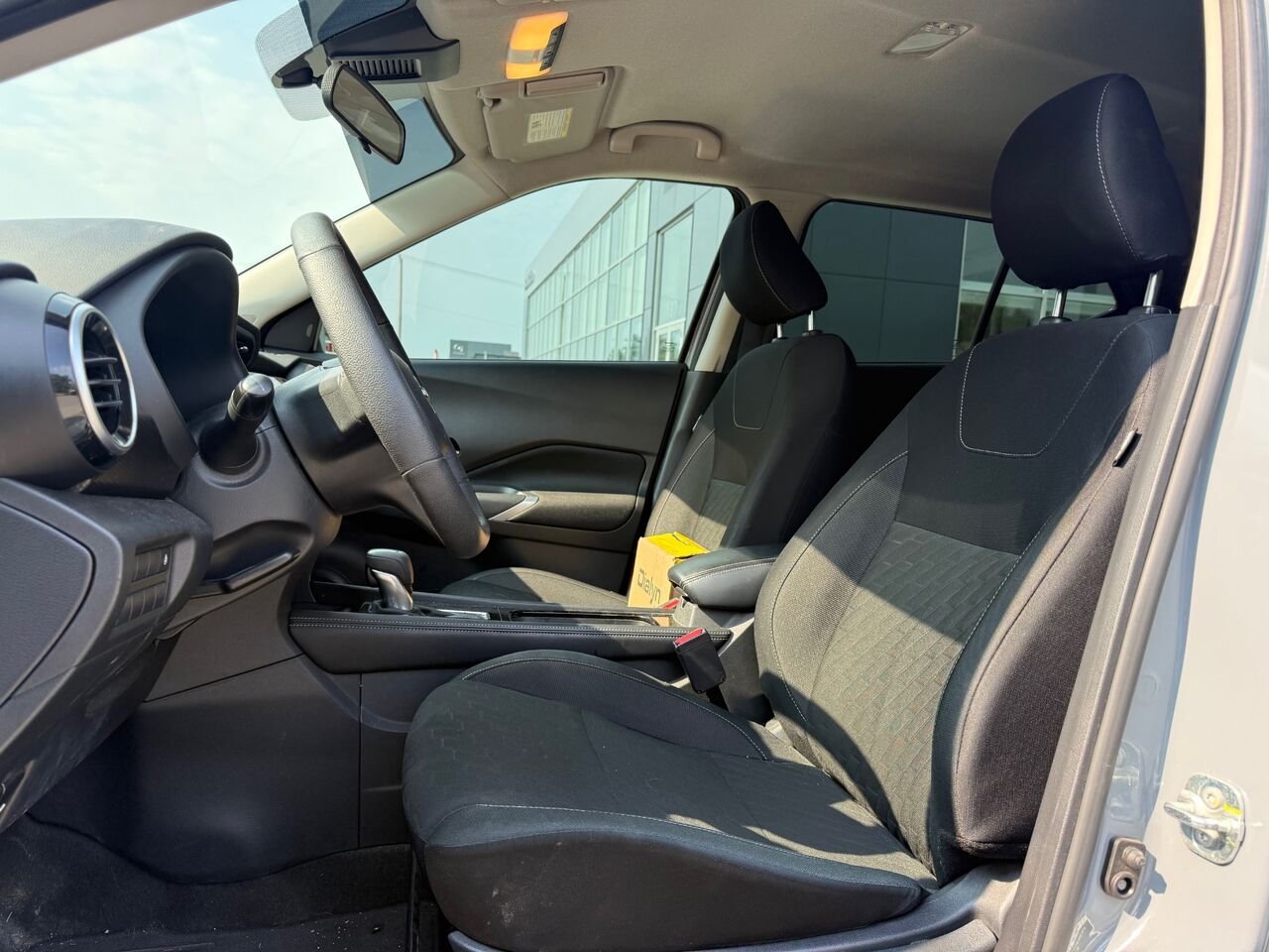 2024 Nissan Kicks SV TA Grey Châteauguay - photo #2