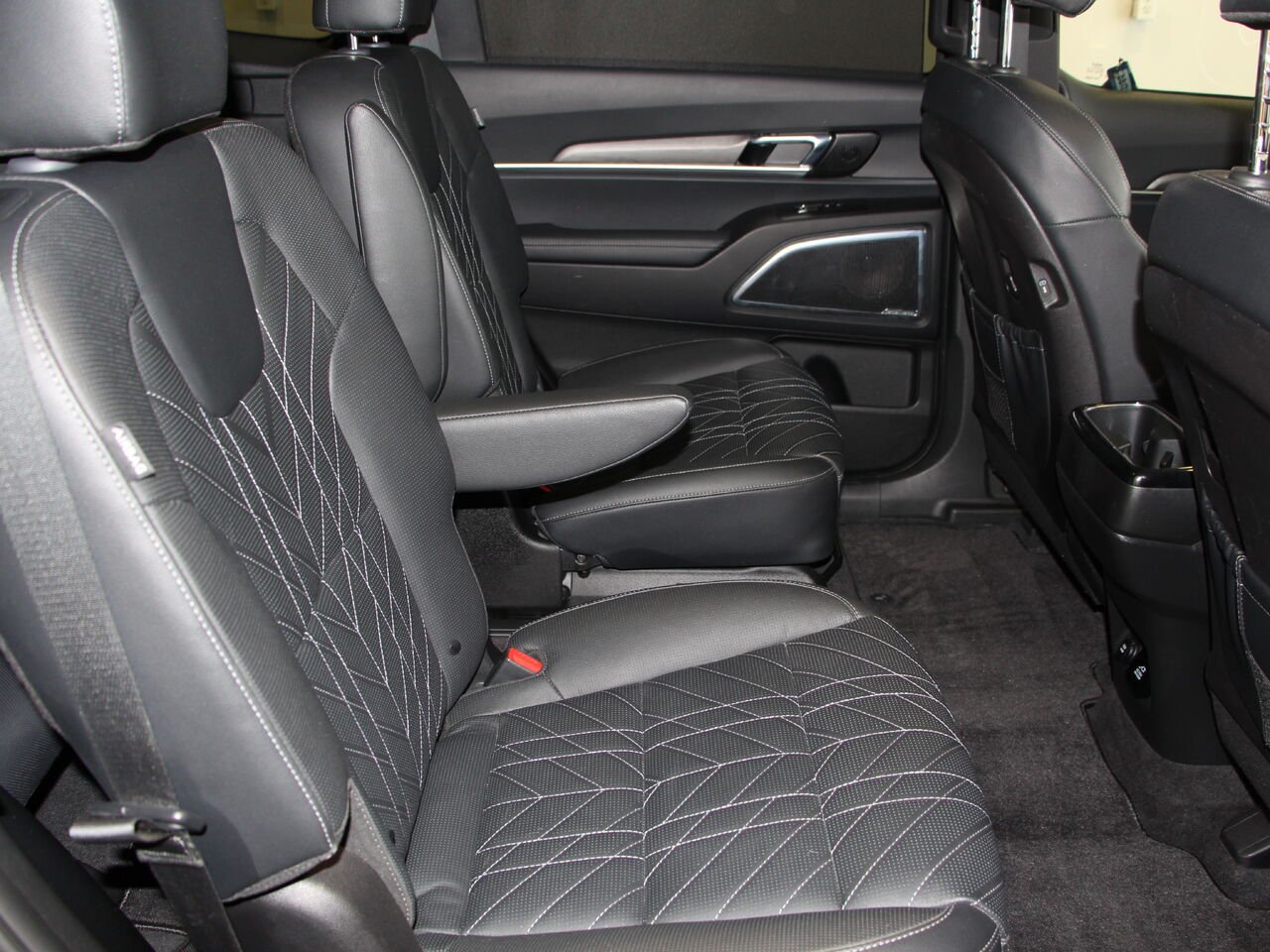 2023 Kia Telluride X-PRO KIA TELLURIDE,X-PRO-4D UTILITY AWD Black Châteauguay - photo #5