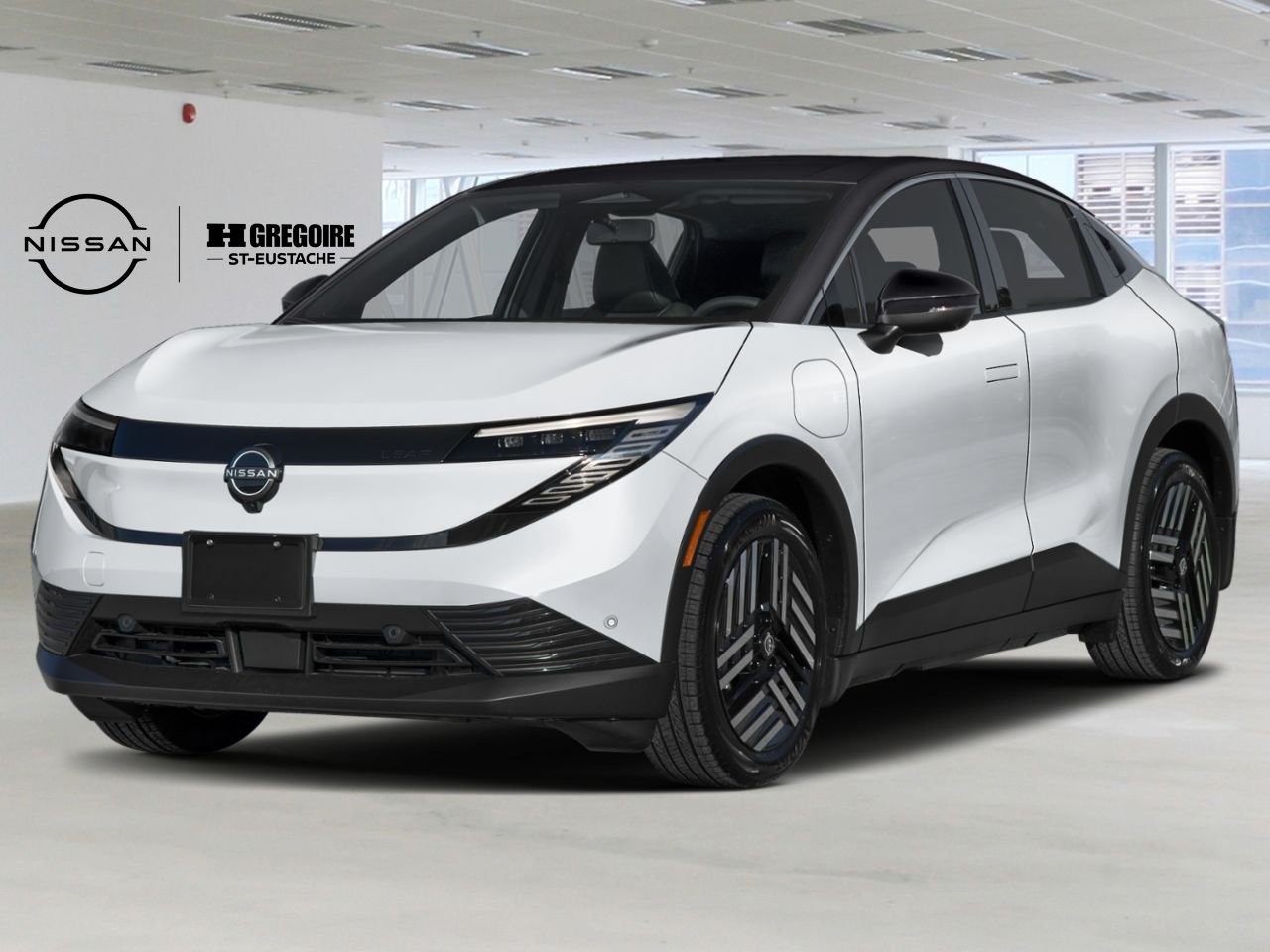 2026 Nissan LEAF Everest White Pearl Tricoat/Black Saint-Eustache - photo #0