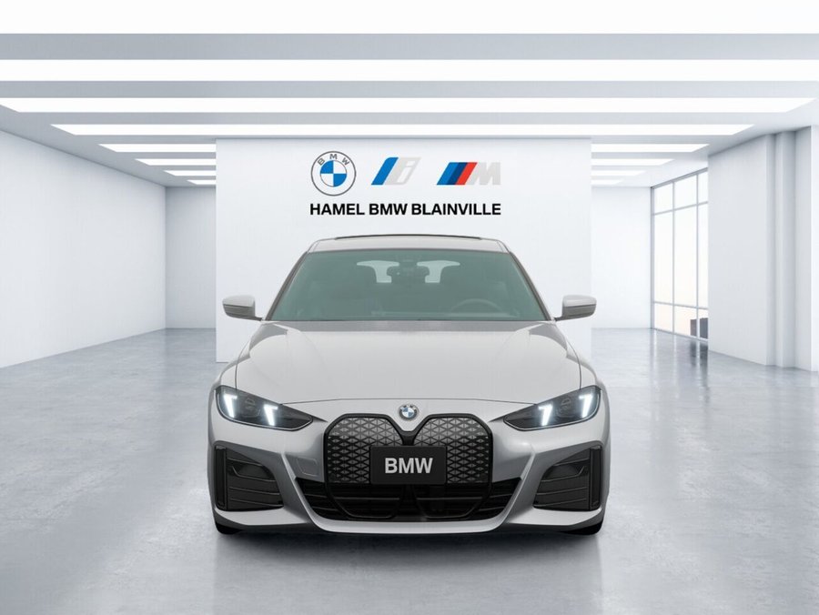 BMW i4 2026 2026 Gris Brooklyn métallique