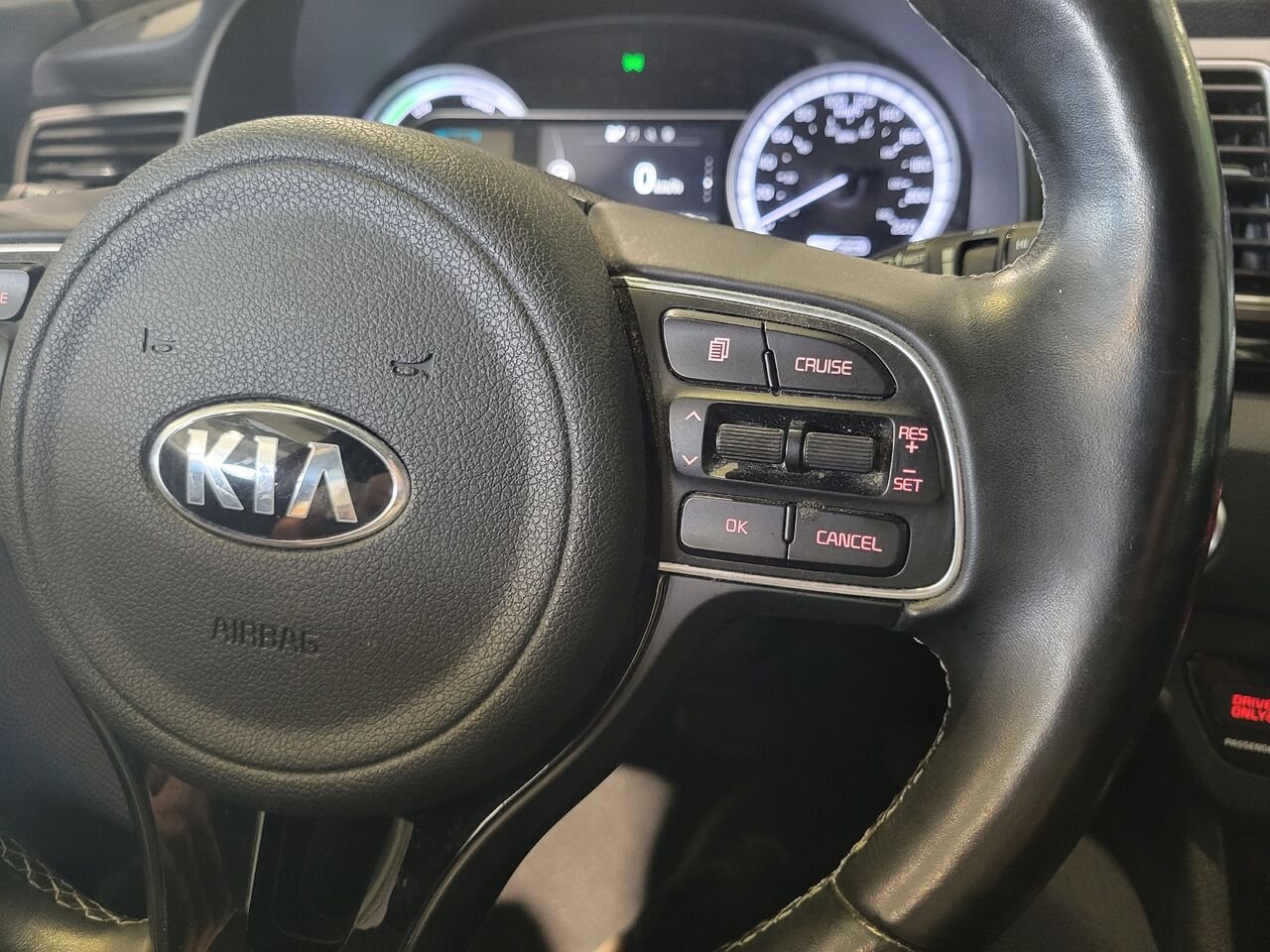 Kia Niro 2017 Rouge Longueuil, - photo #17