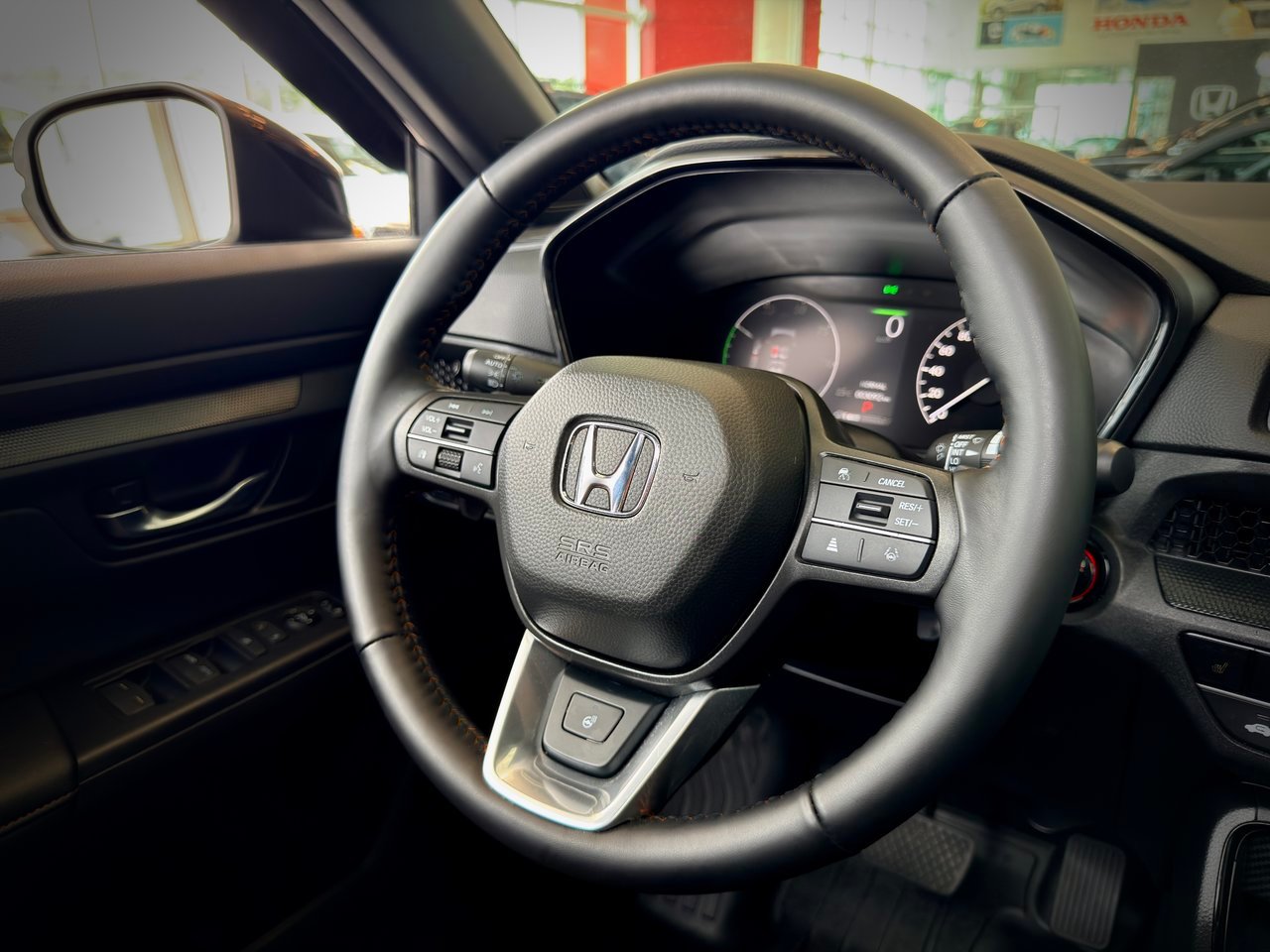 2026 Honda CR-V Hybrid Black Notre-Dame-des-Prairies - photo #22
