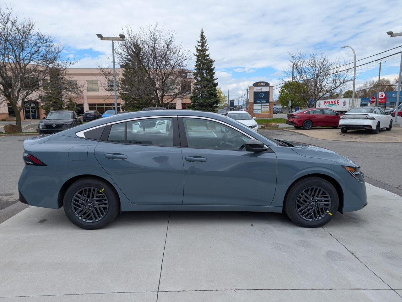 2026 NISSAN Sentra SENTRA SV Atlantic Grey Metallic Châteauguay - photo #7