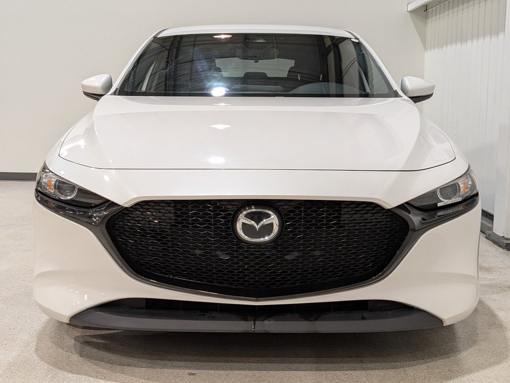 2019 Mazda Mazda3 Sport GS Auto FWD White Val-David - photo #3