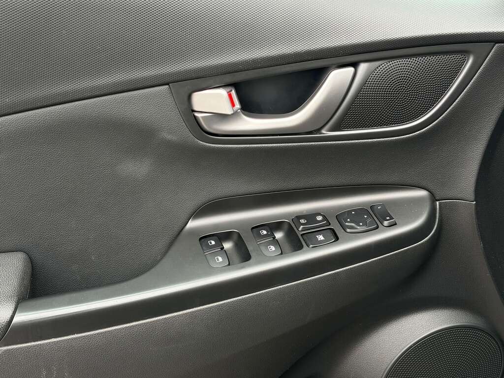 2023 Kia Sportage Black Gatineau - photo #10