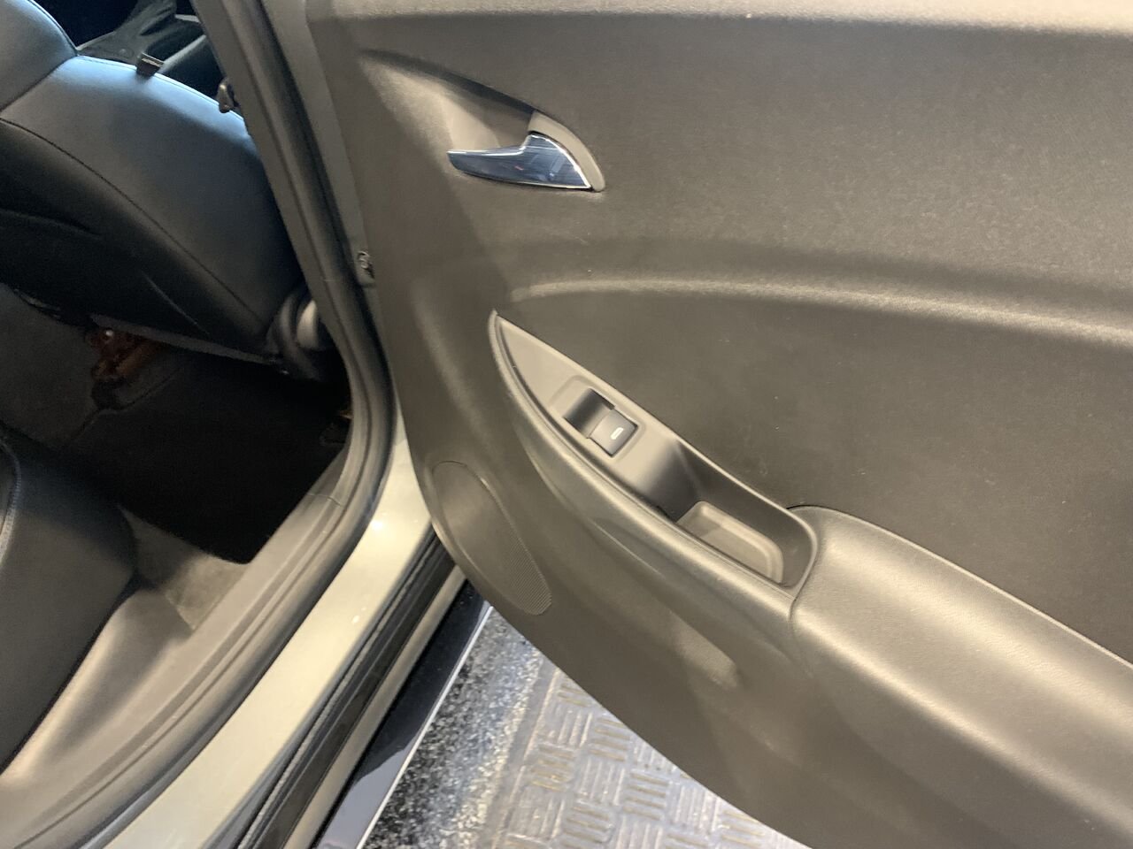 Chevrolet Volt LT PHEV VOLT LT PHEV 2017 Gris Châteauguay - photo #10