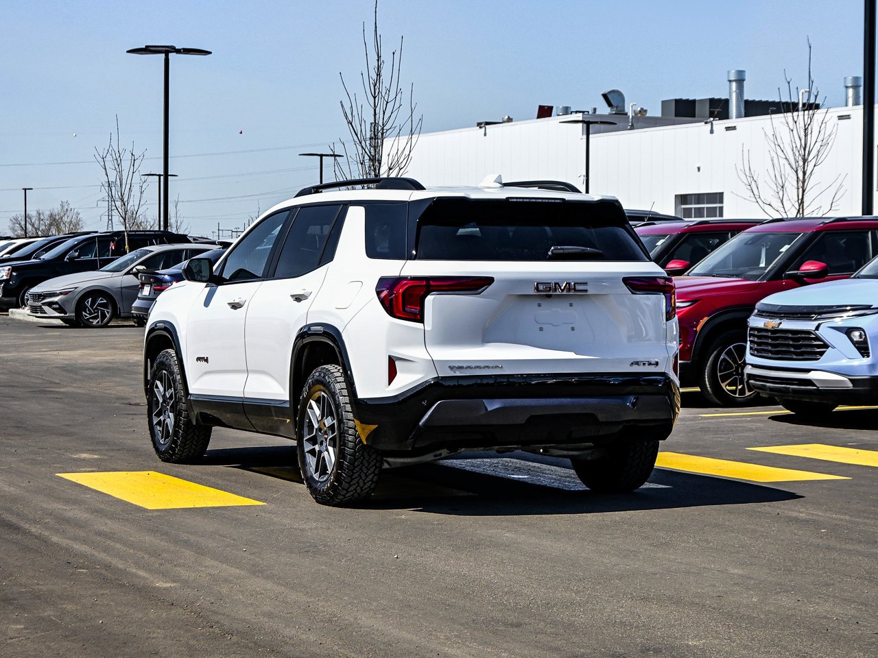 2026 GMC Terrain AWD 4dr AT4 White Sherwood Park - photo #10