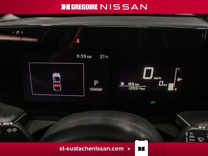 Nissan Kicks 2025 Jaune Laval - photo #17